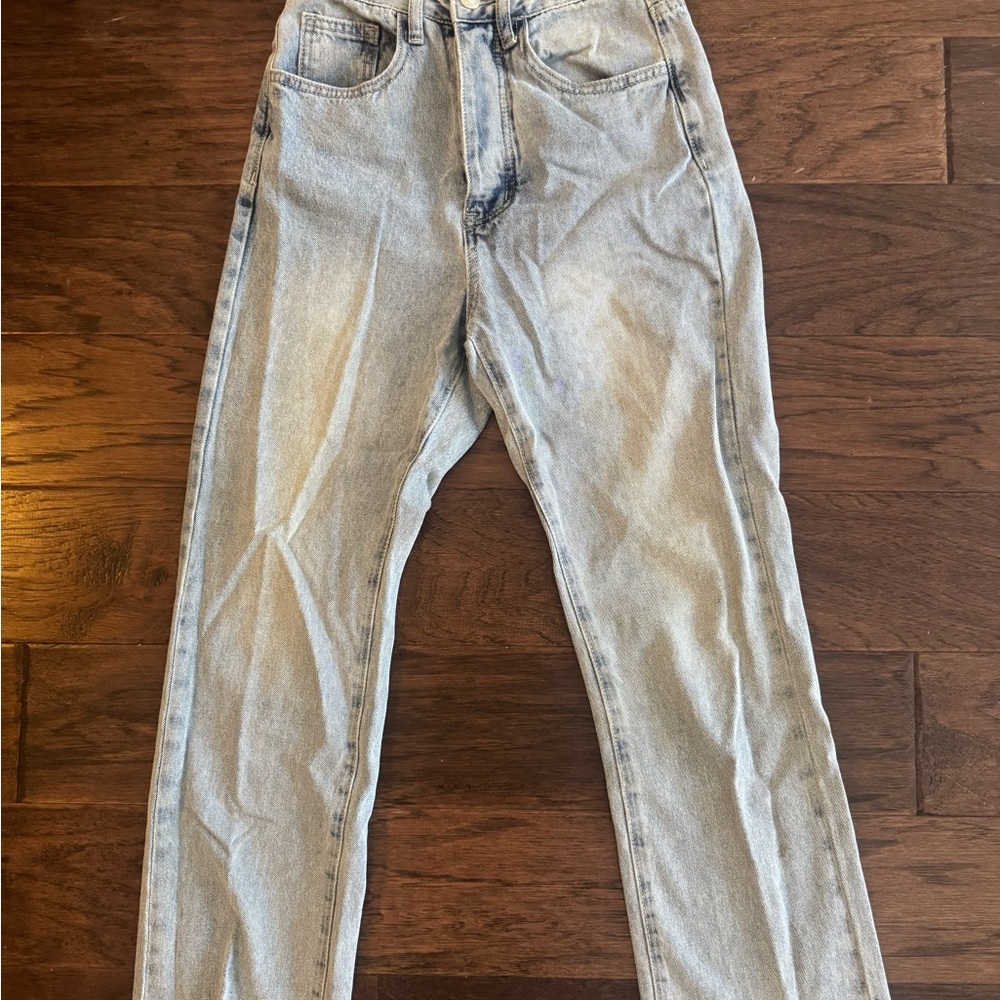Princess Polly Light Wash Angela Cropped Jeans